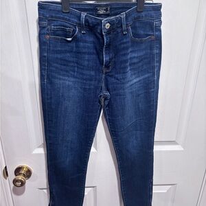 Abercrombie & Fitch Dark Blue Skinny Jeans